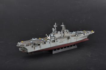 HobbyBoss 83405 USS Boxer LHD-4