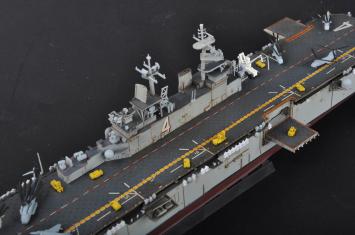 HobbyBoss 83405 USS Boxer LHD-4