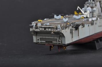 HobbyBoss 83405 USS Boxer LHD-4
