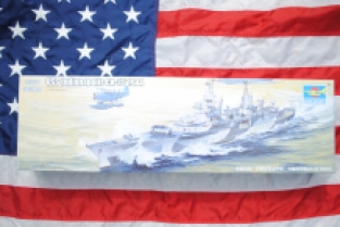 Trumpeter 05327 USS Indianapolis CA-35 1944