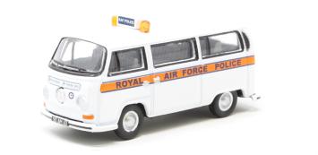 Oxford 76VW031 Volkswagen VW van RAF Police