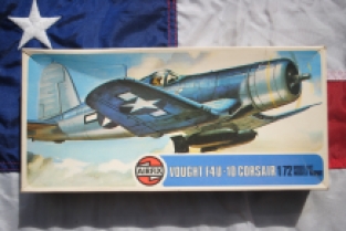 Airfix 02054-3 Vought F4U-1D Corsair 