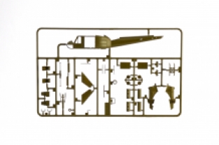 Italeri 35103 WAR THUNDER UH-1C & Mi-24D