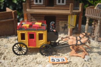 Timpo Toys O.533 Wells Fargo Stagecoach with coachman, 2nd version