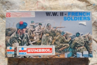 ESCI 205 WWII FRENCH SOLDIERS