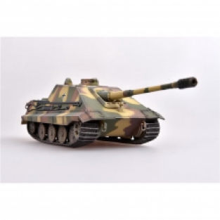 Modelcollect AS72109 WWII German E-75 Jagdpanther with 128/L55 gun, 1946