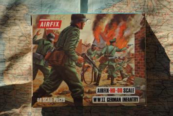 Airfix S5 / 01705-1 WWII German Infantry 