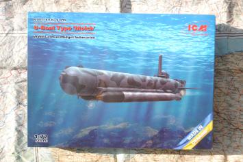 ICM S.019 WWII German Midget Submarine U-Boat Type 'Molch'