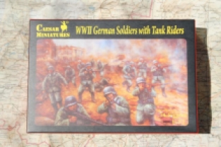 Caesar Miniatures 077 WWII German Soldiers with Tank Riders