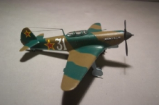 Airfix 01034-6 YAK 9-D