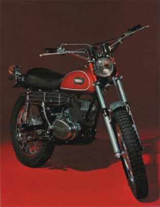 Hasegawa 52171 / SP371 YAMAHA 250 ENDURO DT1