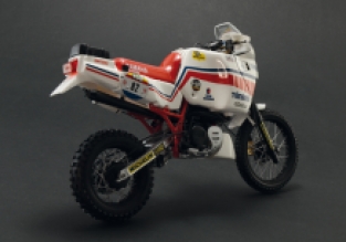Italeri 4642 YAMAHA TÉNÉRÉ 660cc Paris/Dakar 1986